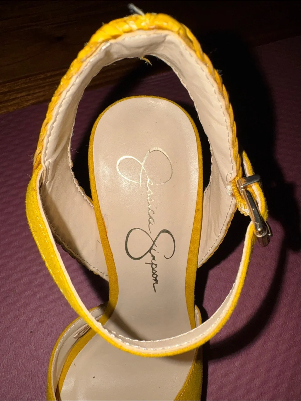 Jessica Simpson bold mustard